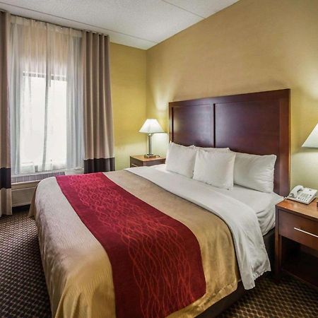 Comfort Inn & Suites Моргантон Экстерьер фото