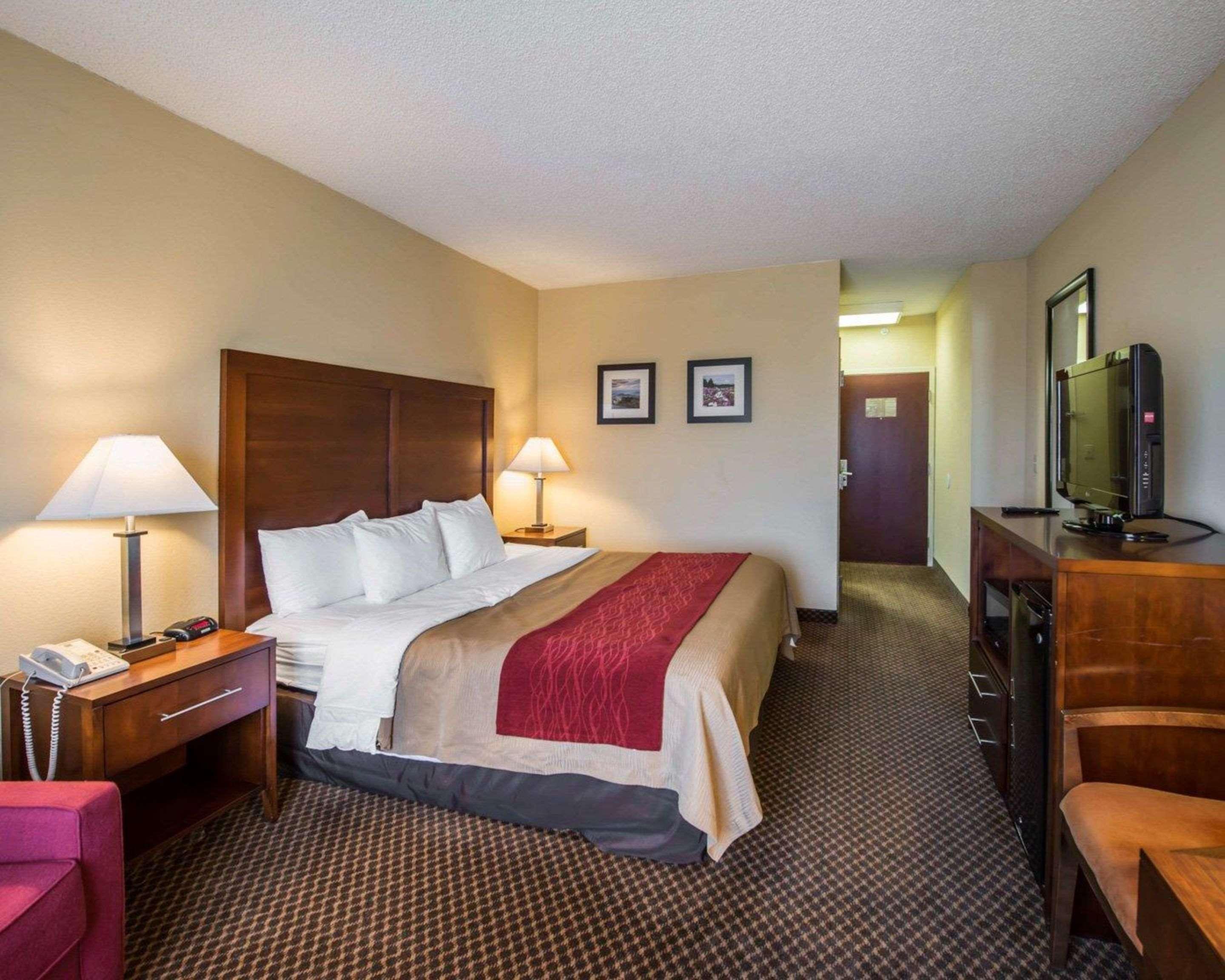 Comfort Inn & Suites Моргантон Экстерьер фото